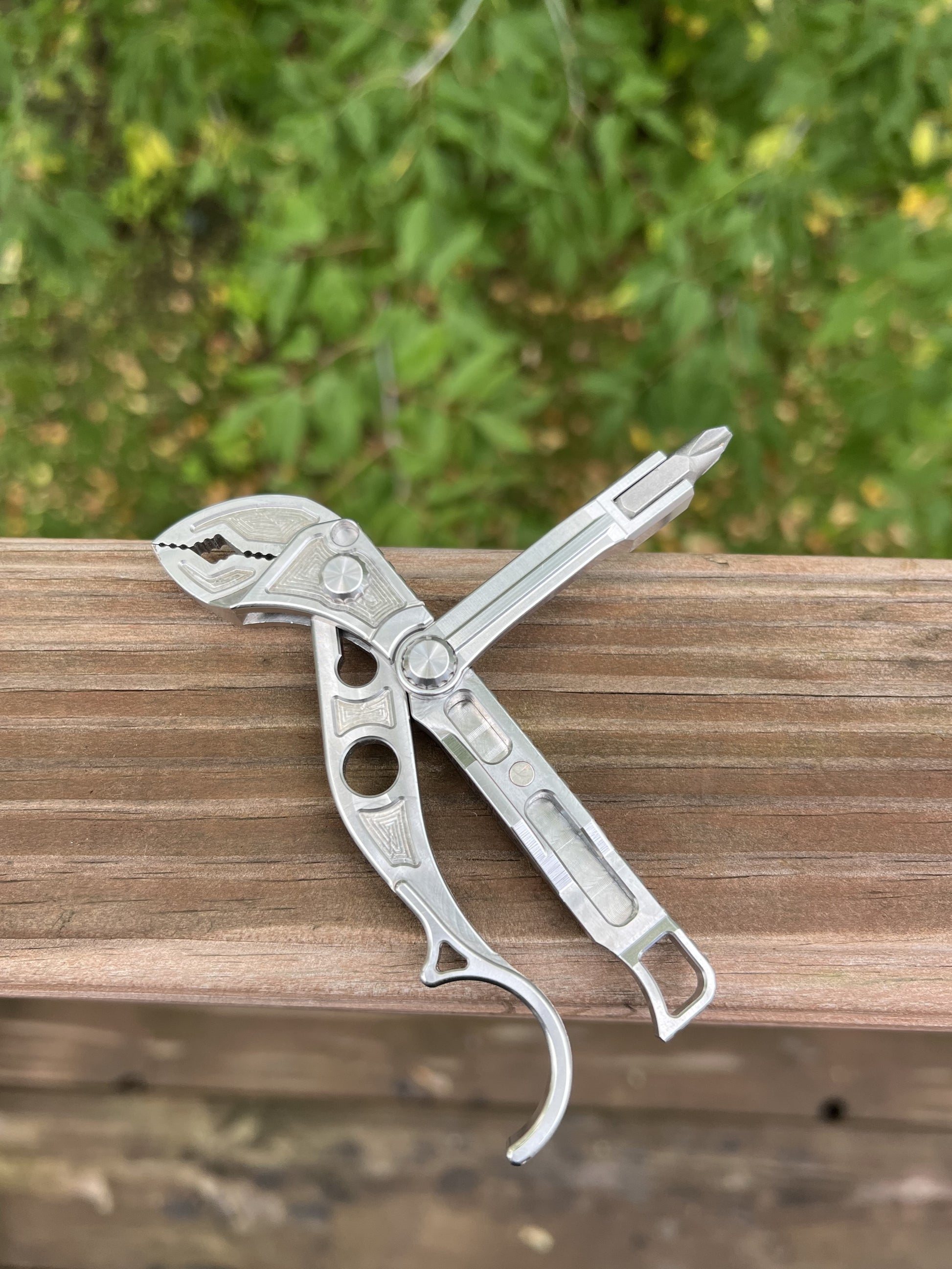 Close-up of ROLR M1 stainless steel 1/4 inch bit holder